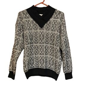 Vintage Black White Geometric Shawl Neck Acrylic Sweater Small Retro Country